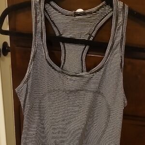 lululemon Swiftly Ahletica Black and White Striped Tank Top Size 10
